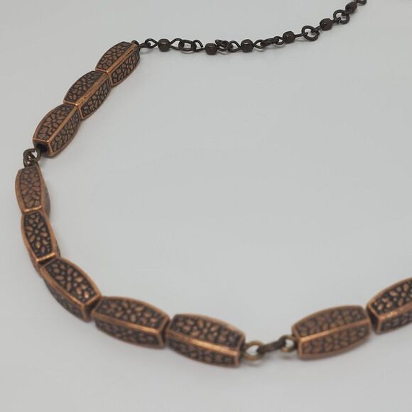 Copper color necklace (NEW) - Picture 4 of 4